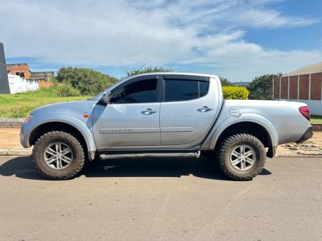 MITSUBISHI L 200 Triton 3.5 V6 HPE 4X4 FLEX CABINE DUPLA, Foto 2