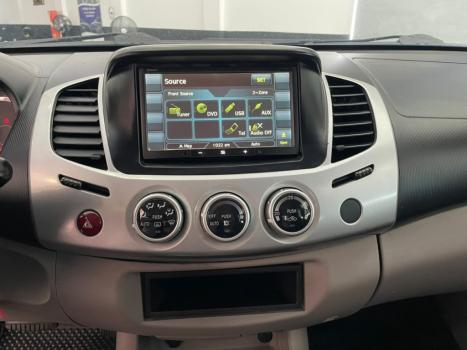 MITSUBISHI L 200 Triton 3.5 V6 HPE 4X4 FLEX CABINE DUPLA AUTOMÁTICO, Foto 11