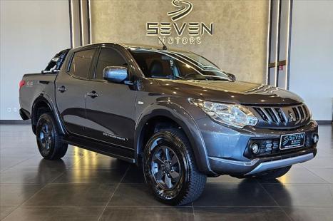 MITSUBISHI L 200 Triton 2.4 16V SPORT HPE 4X4 CABINE DUPLA TURBO DIESEL AUTOMÁTICO, Foto 7
