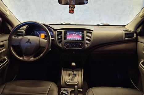 MITSUBISHI L 200 Triton 2.4 16V SPORT HPE 4X4 CABINE DUPLA TURBO DIESEL AUTOMÁTICO, Foto 14