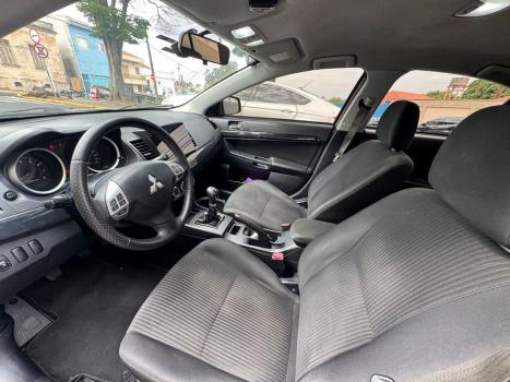 MITSUBISHI Lancer 2.0 16V 4P, Foto 5 MITSUBISHI Lancer 2.0 16V 4P, Foto 5