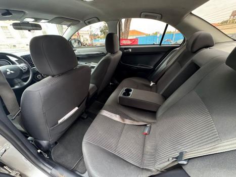 MITSUBISHI Lancer 2.0 16V 4P, Foto 6 MITSUBISHI Lancer 2.0 16V 4P, Foto 6