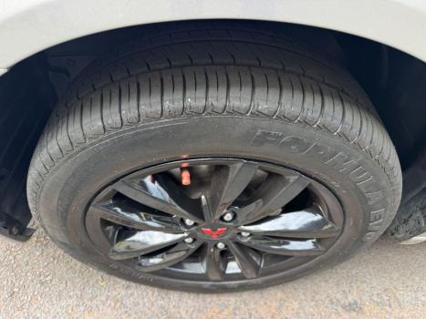 MITSUBISHI Lancer 2.0 16V 4P, Foto 13 MITSUBISHI Lancer 2.0 16V 4P, Foto 13