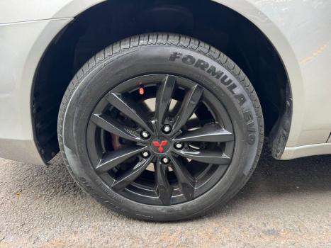 MITSUBISHI Lancer 2.0 16V 4P, Foto 14 MITSUBISHI Lancer 2.0 16V 4P, Foto 14