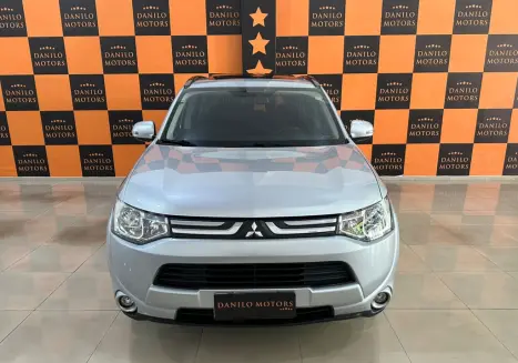 MITSUBISHI Outlander 2.0 16V 4P AUTOMTICO, Foto 3