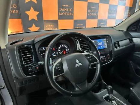 MITSUBISHI Outlander 2.0 16V 4P AUTOMTICO, Foto 6