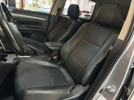 MITSUBISHI Outlander 2.0 16V 4P AUTOMTICO, Foto 8