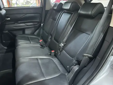 MITSUBISHI Outlander 2.0 16V 4P AUTOMTICO, Foto 9