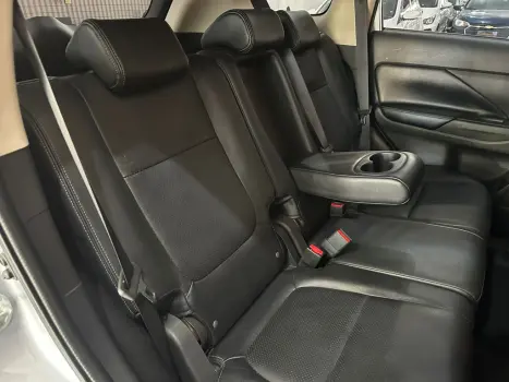 MITSUBISHI Outlander 2.0 16V 4P AUTOMTICO, Foto 10