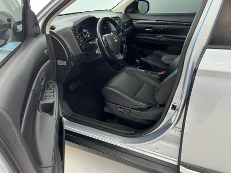 MITSUBISHI Outlander 2.0 16V 4P AUTOM�TICO, Foto 7