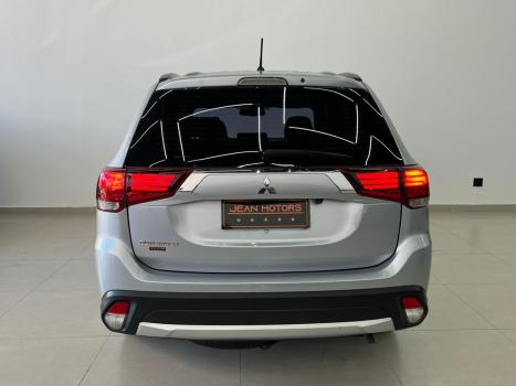 MITSUBISHI Outlander 2.0 16V 4P AUTOM�TICO, Foto 11