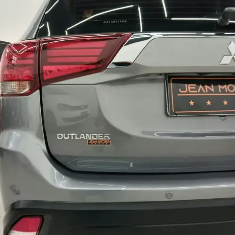 MITSUBISHI Outlander 2.0 16V 4P AUTOMÁTICO, Foto 4