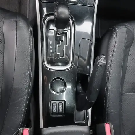 MITSUBISHI Outlander 2.0 16V 4P AUTOMÁTICO, Foto 12