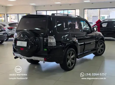 MITSUBISHI Pajero 3.2 16V 4P 4X4 HPE TURBO DIESEL INTERCOOLER AUTOMÁTICO, Foto 4