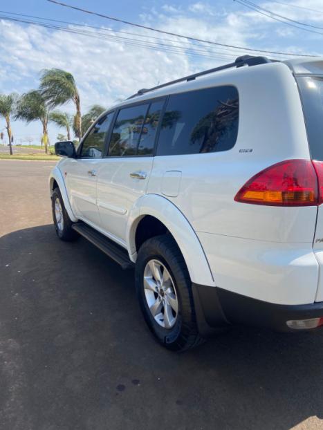 MITSUBISHI Pajero Dakar 3.2 16V 4P HPE S 4X4 TURBO DIESEL INTECOOLER 7 LUGARES AUTOM�TICO, Foto 4