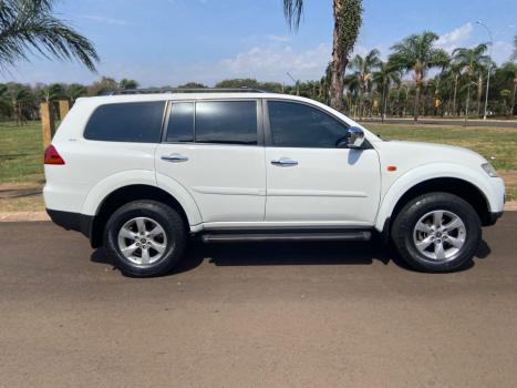 MITSUBISHI Pajero Dakar 3.2 16V 4P HPE S 4X4 TURBO DIESEL INTECOOLER 7 LUGARES AUTOM�TICO, Foto 8
