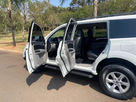 MITSUBISHI Pajero Dakar 3.2 16V 4P HPE S 4X4 TURBO DIESEL INTECOOLER 7 LUGARES AUTOM�TICO, Foto 15