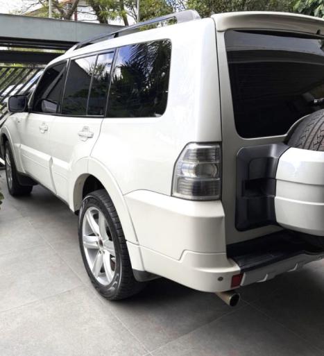 MITSUBISHI Pajero Full 3.2 16V 4P HPE 4X4 TURBO DIESEL AUTOM�TICO, Foto 4