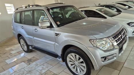 MITSUBISHI Pajero Full 3.2 16V HPE 4X4 TURBO DIESEL INTERCOOLER AUTOM�TICO, Foto 2