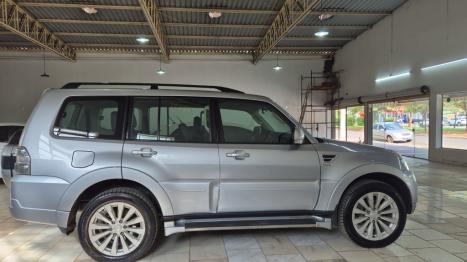 MITSUBISHI Pajero Full 3.2 16V HPE 4X4 TURBO DIESEL INTERCOOLER AUTOM�TICO, Foto 4