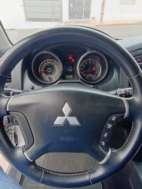 MITSUBISHI Pajero Full 3.2 16V 4P GLS 4X4 TURBO DIESEL INTERCOOLER AUTOM�TICO, Foto 10