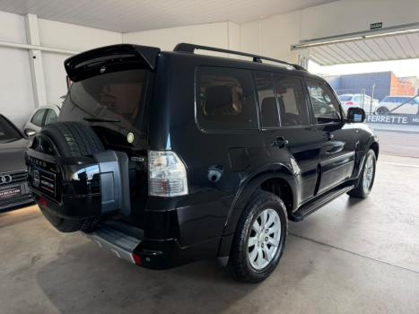 MITSUBISHI Pajero Full 3.8 V6 24V 4P HPE 4X4 AUTOMÁTICO, Foto 6