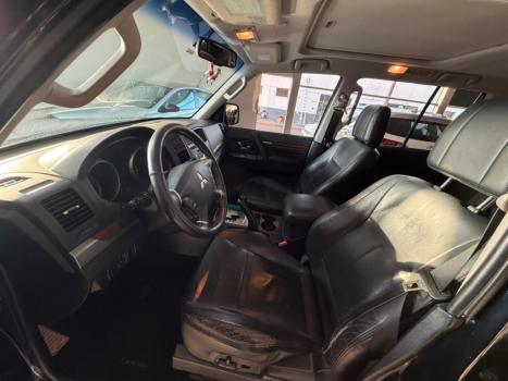 MITSUBISHI Pajero Full 3.8 V6 24V 4P HPE 4X4 AUTOMÁTICO, Foto 13