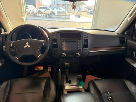 MITSUBISHI Pajero Full 3.8 V6 24V 4P HPE 4X4 AUTOMÁTICO, Foto 14