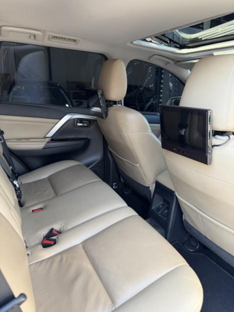 MITSUBISHI Pajero Sport 2.4 16V 4P MIVEC HPE-S AWD TURBO DIESEL AUTOM�TICO, Foto 4