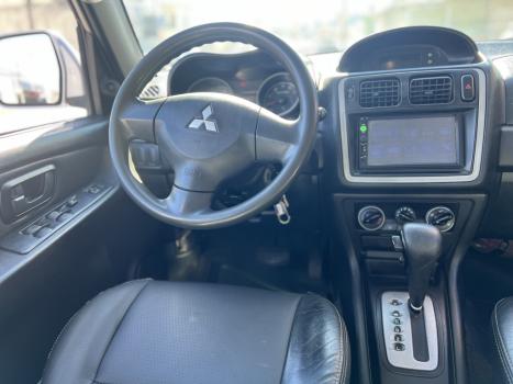 MITSUBISHI Pajero TR4 2.0 16V 4P 4X4 FLEX AUTOMÁTICO, Foto 5 MITSUBISHI Pajero TR4 2.0 16V 4P 4X4 FLEX AUTOMÁTICO, Foto 5