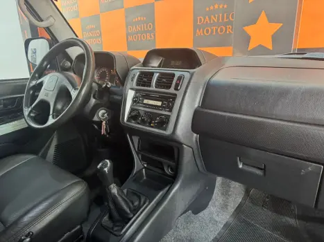 MITSUBISHI Pajero TR4 2.0 16V 4P 4X4 FLEX, Foto 6 MITSUBISHI Pajero TR4 2.0 16V 4P 4X4 FLEX, Foto 6