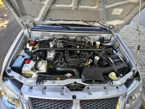 MITSUBISHI Pajero TR4 2.0 16V 4P 4X4 FLEX AUTOM�TICO, Foto 3