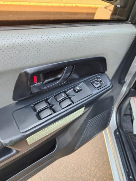 MITSUBISHI Pajero TR4 2.0 16V 4P 4X4 AUTOM�TICO, Foto 5