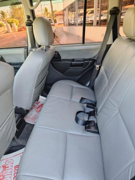 MITSUBISHI Pajero TR4 2.0 16V 4P 4X4 AUTOM�TICO, Foto 9