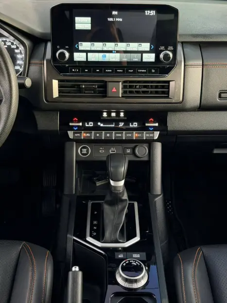 MITSUBISHI Triton 2.4 KATANA BITURBO DIESEL CABINE DUPLA 4X4 AUTOM�TICO, Foto 13