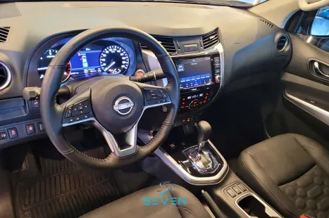 NISSAN Frontier 2.3 16V PLATINUM CABINE DUPLA 4X4 BI-TURBO DIESEL AUTOMTICO, Foto 9
