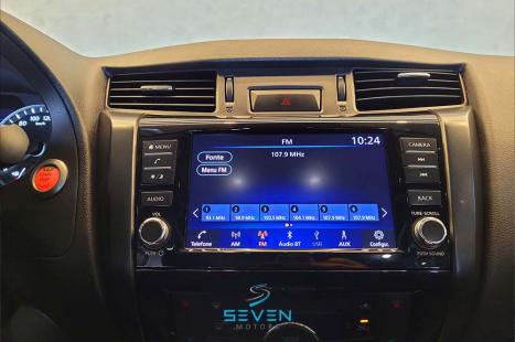 NISSAN Frontier 2.3 16V PRO4X CABINE DUPLA 4X4 BI-TURBO DIESEL AUTOMTICO, Foto 14