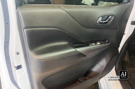 NISSAN Frontier 2.3 16V PLATINUM CABINE DUPLA 4X4 BI-TURBO DIESEL AUTOM�TICO, Foto 12