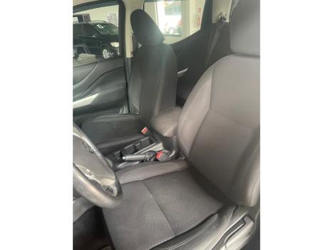 NISSAN Frontier 2.3 ATTACK CABINE DUPLA 4X4 BI-TURBO DIESEL AUTOM�TICO, Foto 7