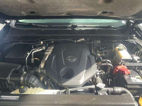 NISSAN Frontier 2.3 ATTACK CABINE DUPLA 4X4 BI-TURBO DIESEL AUTOM�TICO, Foto 11