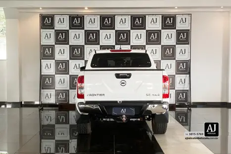 NISSAN Frontier 2.3 16V SE 4X4 CABINE DUPLA BI-TURBO DIESEL AUTOM�TICO, Foto 7