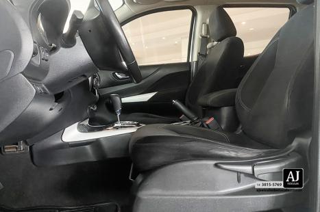 NISSAN Frontier 2.3 16V SE 4X4 CABINE DUPLA BI-TURBO DIESEL AUTOM�TICO, Foto 13