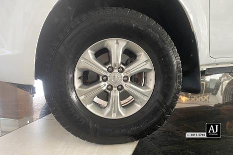 NISSAN Frontier 2.3 16V SE 4X4 CABINE DUPLA BI-TURBO DIESEL AUTOM�TICO, Foto 18