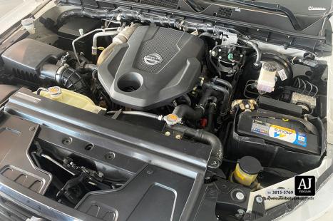 NISSAN Frontier 2.3 16V SE 4X4 CABINE DUPLA BI-TURBO DIESEL AUTOM�TICO, Foto 19