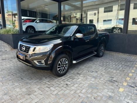 NISSAN Frontier 2.3 16V XE 4X4 CABINE DUPLA BI-TURBO DIESEL AUTOM�TICO, Foto 3
