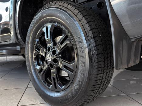 NISSAN Frontier 2.3 16V PLATINUM CABINE DUPLA 4X4 BI-TURBO DIESEL AUTOM�TICO, Foto 13