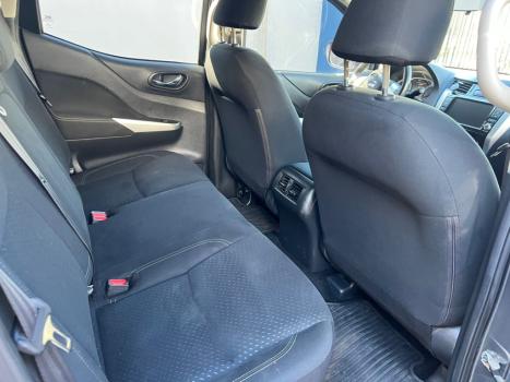 NISSAN Frontier 2.3 ATTACK CABINE DUPLA 4X4 BI-TURBO DIESEL AUTOM�TICO, Foto 9