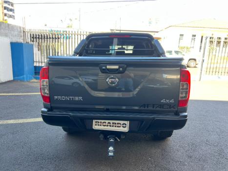 NISSAN Frontier 2.3 ATTACK CABINE DUPLA 4X4 BI-TURBO DIESEL AUTOM�TICO, Foto 13