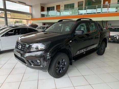 NISSAN Frontier 2.3 ATTACK CABINE DUPLA 4X4 BI-TURBO DIESEL AUTOM�TICO, Foto 2