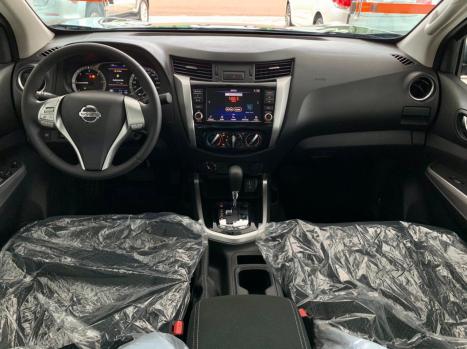 NISSAN Frontier 2.3 ATTACK CABINE DUPLA 4X4 BI-TURBO DIESEL AUTOM�TICO, Foto 6